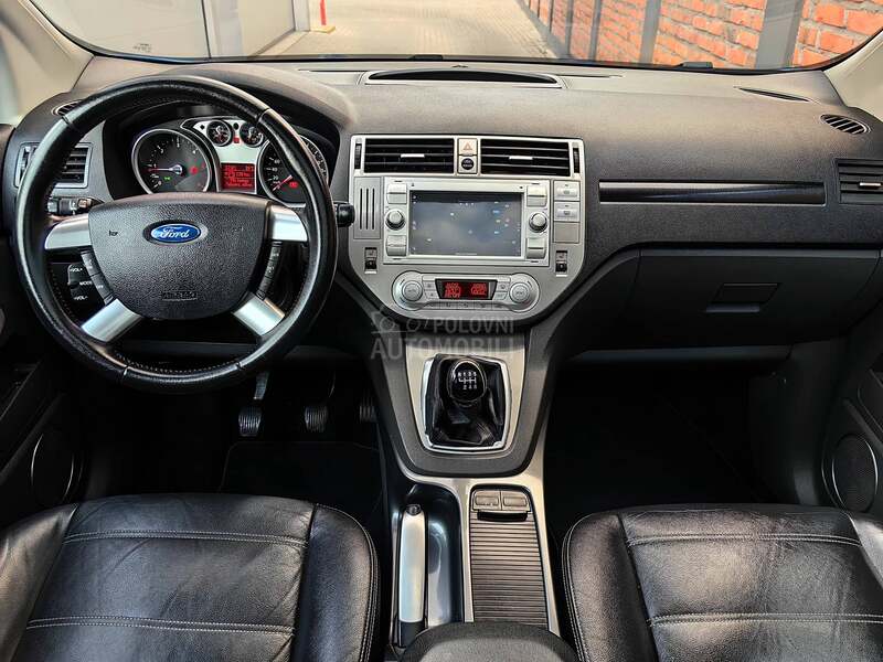 Ford Kuga CDTI 4x4 PAN0 NAVl