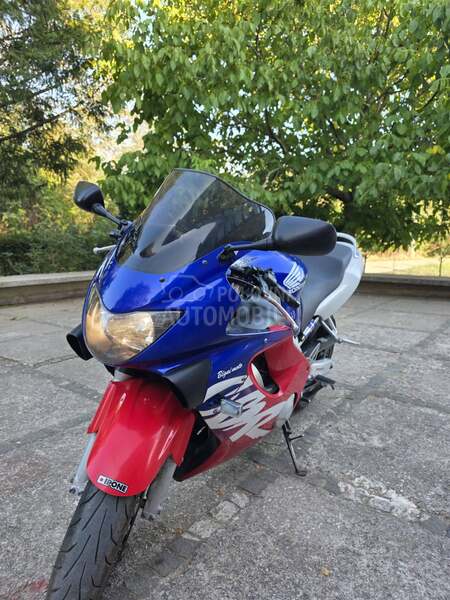 Honda cbr 600f
