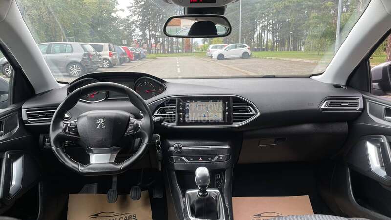 Peugeot 308 1.6HDi/LED/NAV