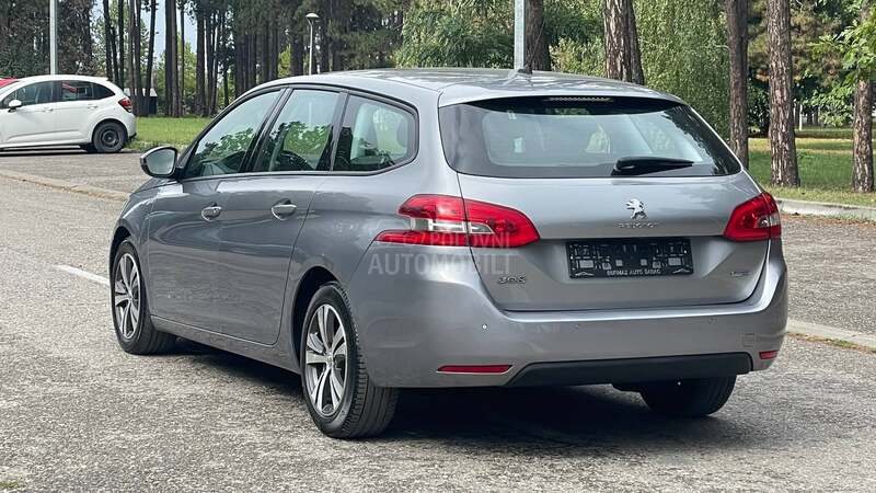 Peugeot 308 1.6HDi/LED/NAV