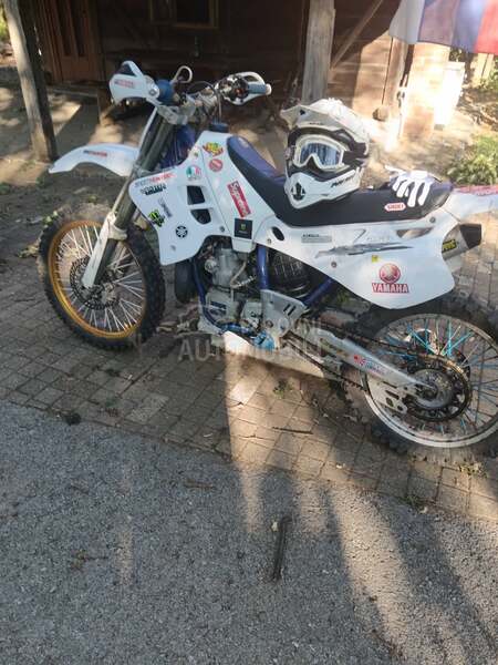 Yamaha cross