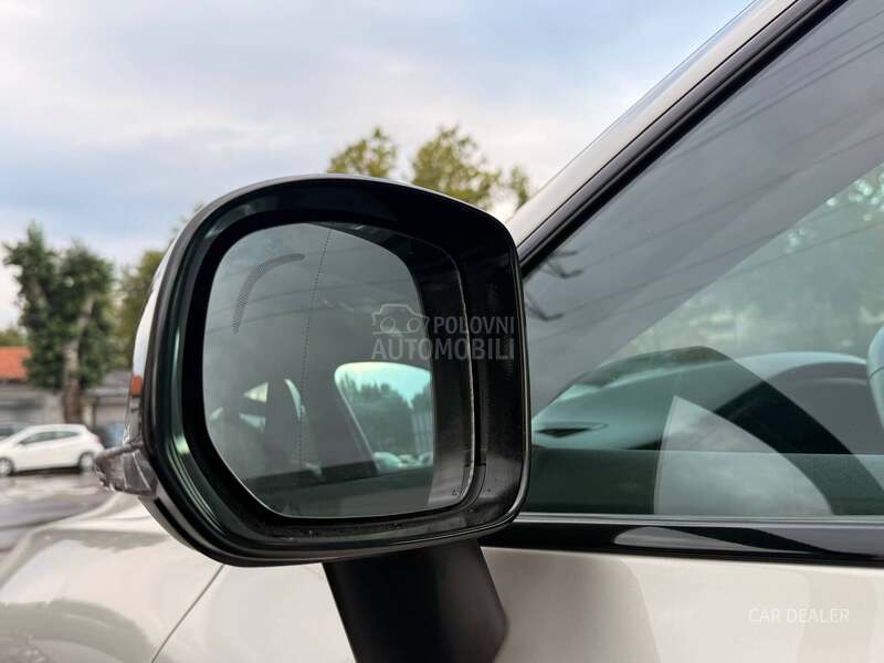 Volvo XC60 momentum/mildhyb