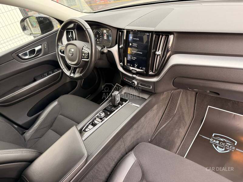 Volvo XC60 momentum/mildhyb