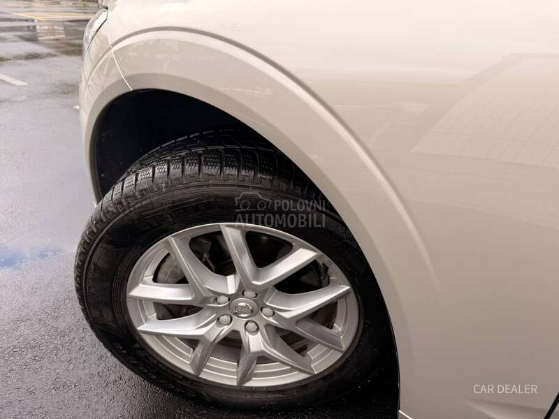 Volvo XC60 momentum/mildhyb