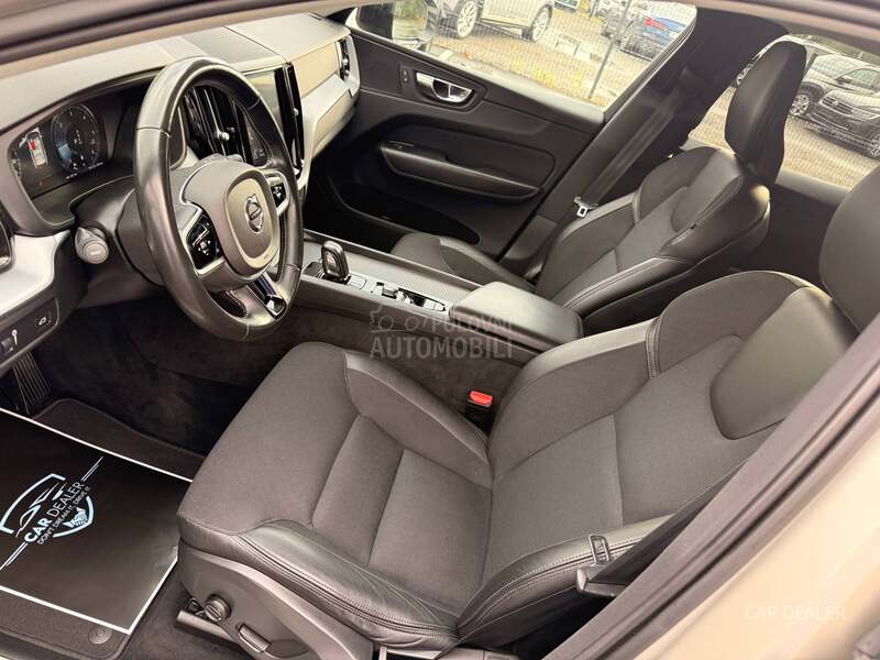 Volvo XC60 momentum/mildhyb