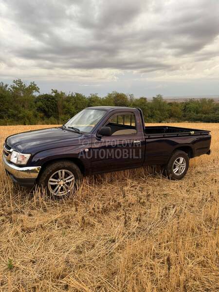 Toyota Hilux 2.5 D-4D