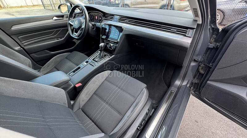 Volkswagen Passat B8 Alltrack DSG VIRTUEL
