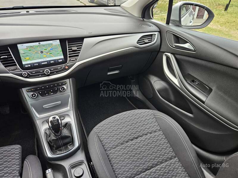 Opel Astra K 1.6cdti MATRIX/KAM