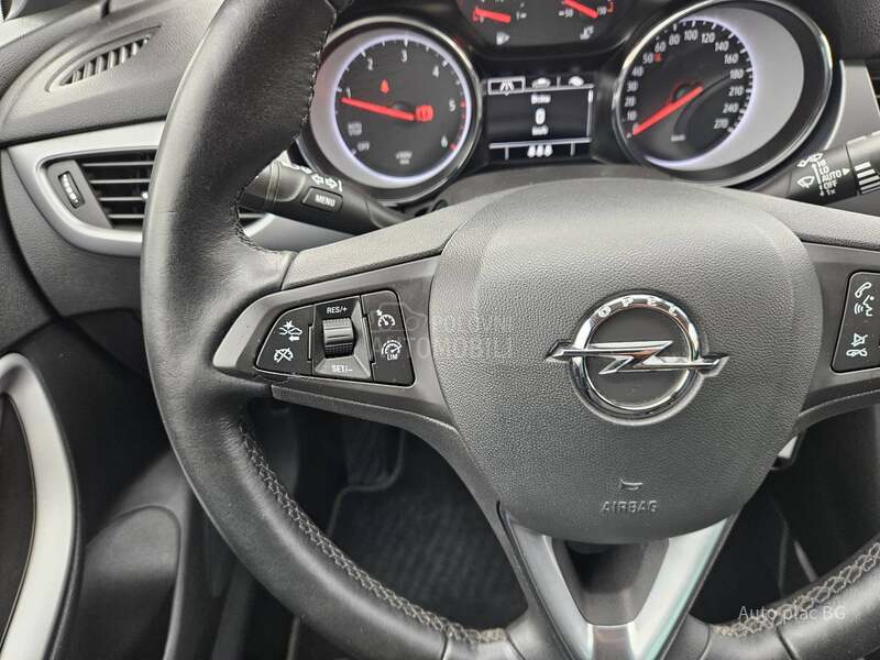 Opel Astra K 1.6cdti MATRIX/KAM