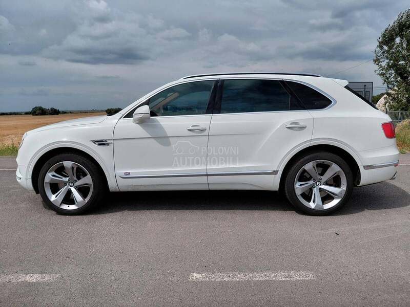 Bentley Bentayga 