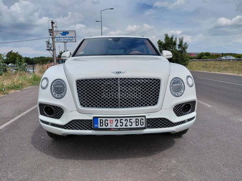 Bentley Bentayga 