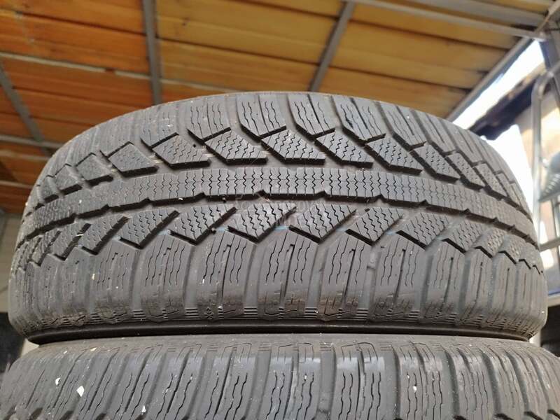 Semperit 185/60 R15 Zimska