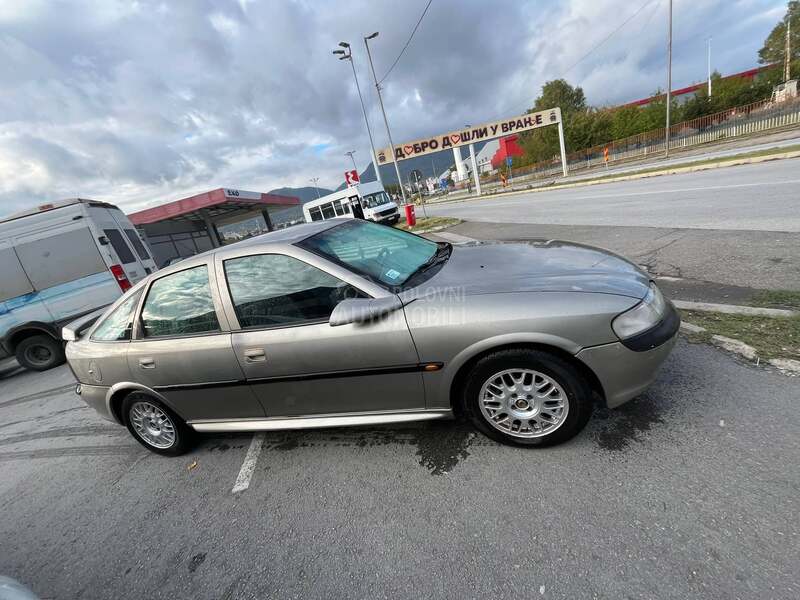 Opel Vectra B 