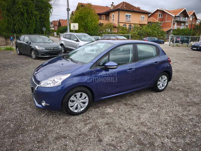 Peugeot 208 1.2 VTI ACTIVE CH
