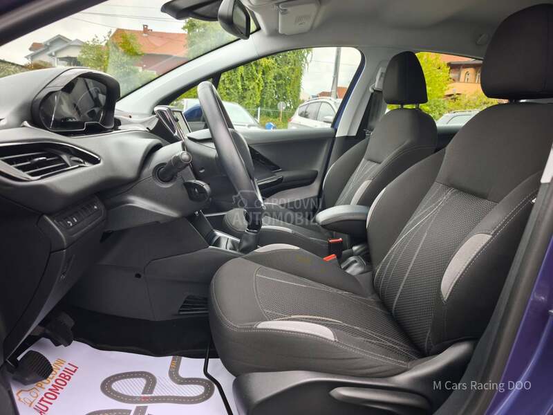 Peugeot 208 1.2 VTI ACTIVE CH