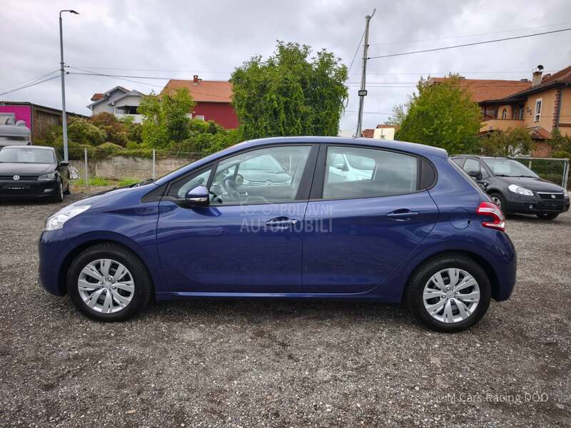 Peugeot 208 1.2 VTI ACTIVE CH