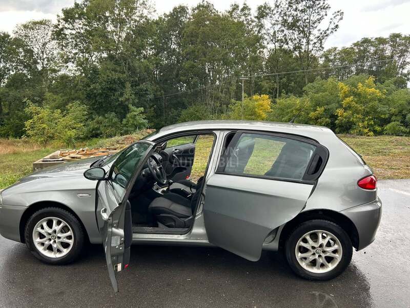 Alfa Romeo 147 18. JTD