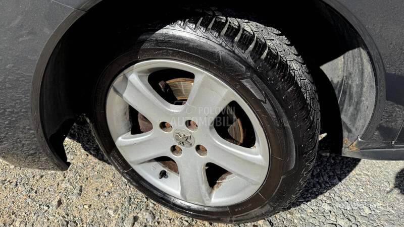 Peugeot 3008 1.6 HDi AUT PREMIUM