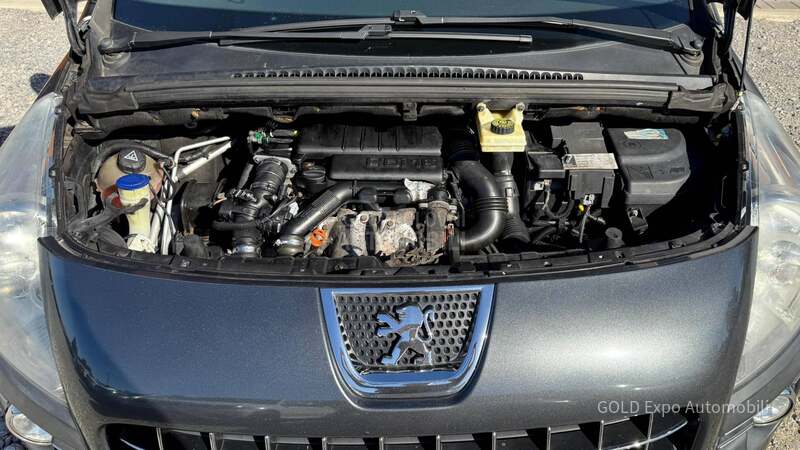Peugeot 3008 1.6 HDi AUT PREMIUM