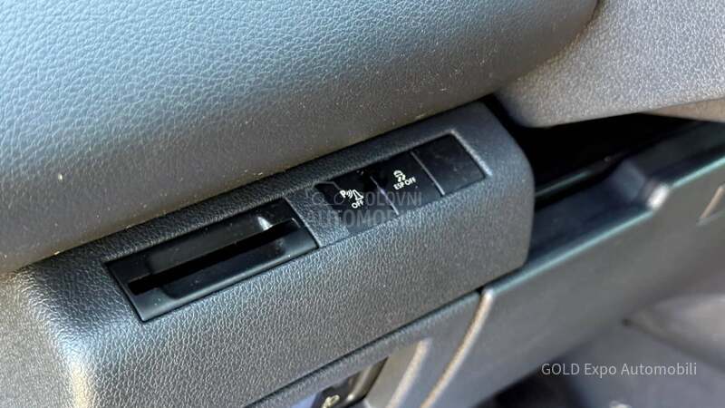 Peugeot 3008 1.6 HDi AUT PREMIUM