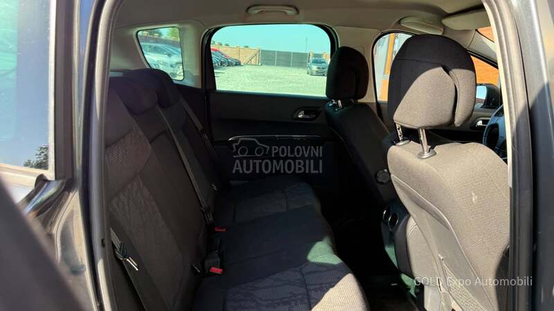 Peugeot 3008 1.6 HDi AUT PREMIUM