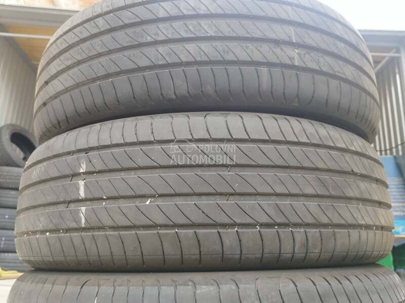 Michelin 215/65 R17 Letnja