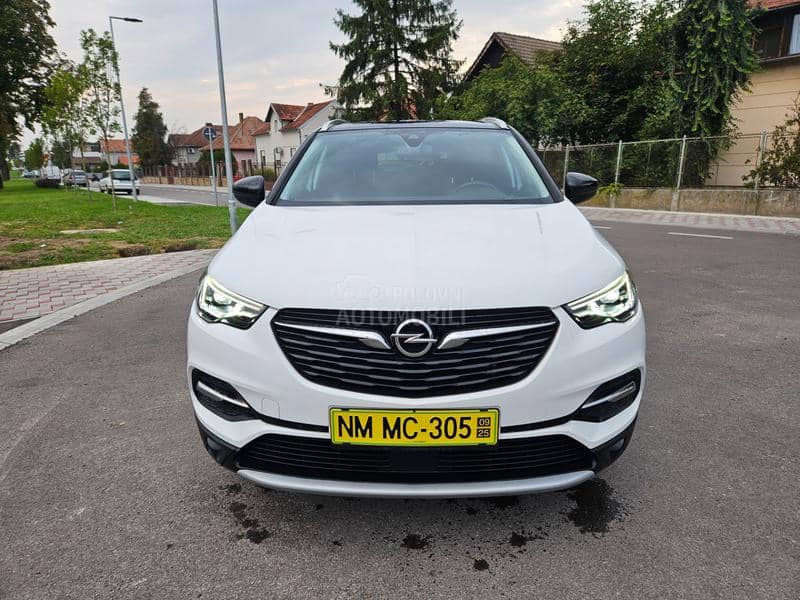 Opel Grandland X 1.2 TURBO 96.999k.m
