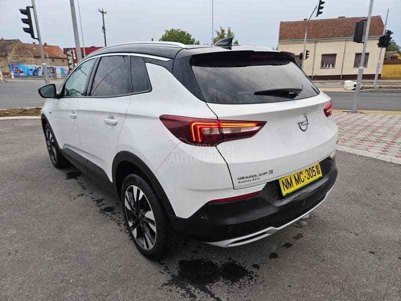 Opel Grandland X 1.2 TURBO 96.999k.m