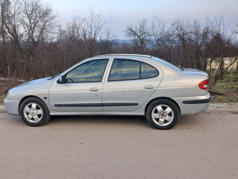 Renault Megane 1.6 V L.A S N I K