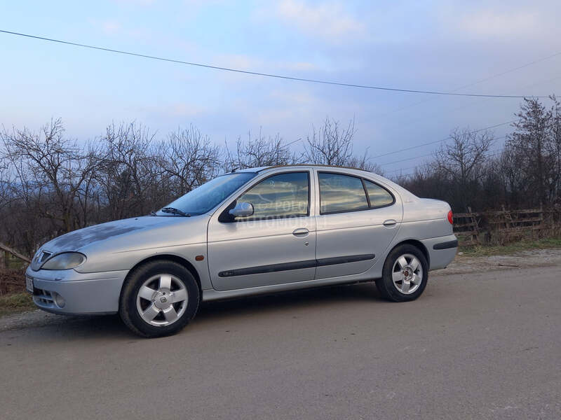 Renault Megane 1.6 V L.A S N I K