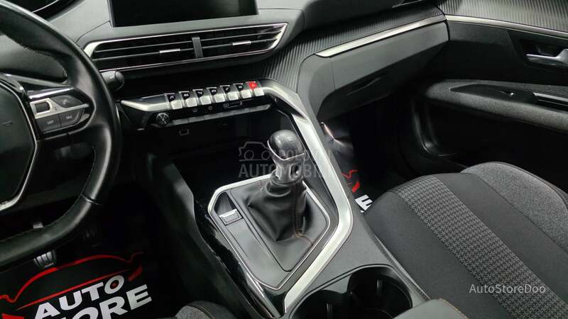 Peugeot 3008 1.2i PureTech