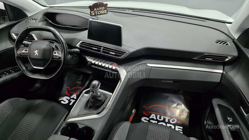 Peugeot 3008 1.2i PureTech