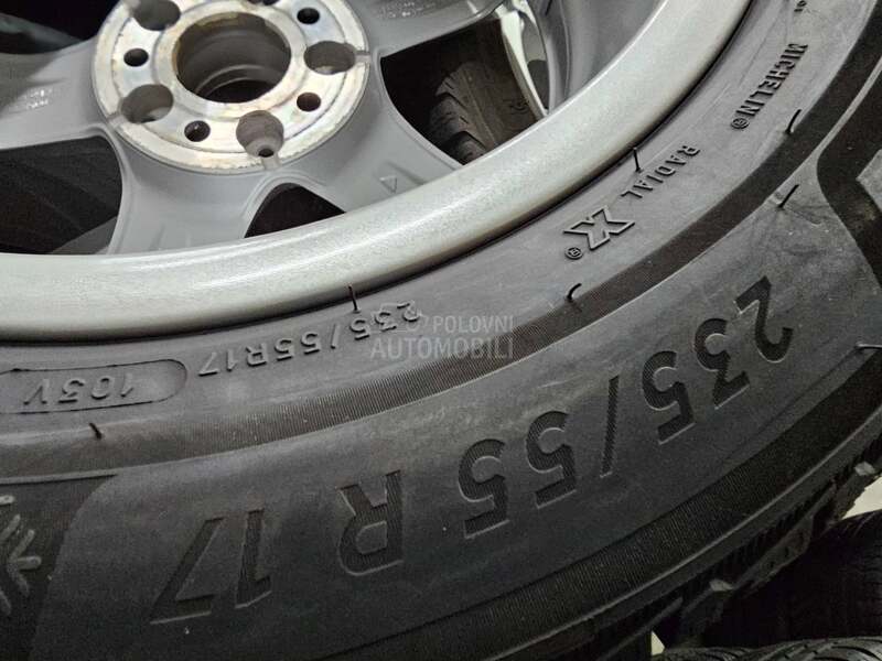 Michelin 235/55 R17 Zimska