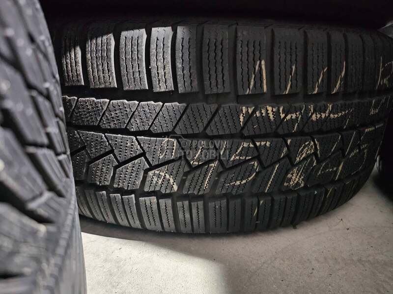 Continental 245/45 R19 Zimska
