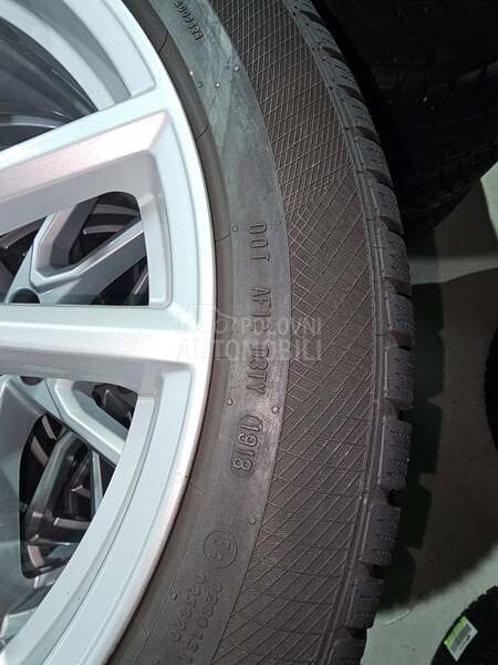 Continental 255/45 R20 Zimska