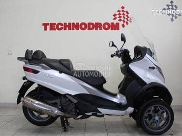 Piaggio MP3 500 LT B kategorija