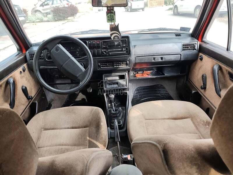 Volkswagen Golf 2 vredi pogledati