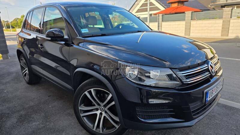 Volkswagen Tiguan E XX T R A