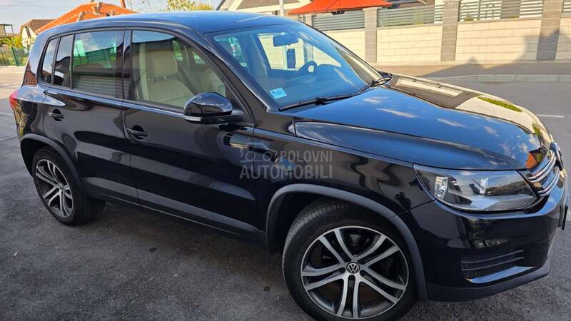 Volkswagen Tiguan E XX T R A