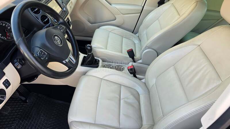Volkswagen Tiguan E XX T R A