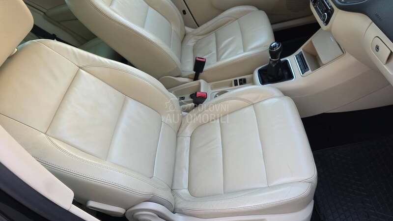 Volkswagen Tiguan E XX T R A