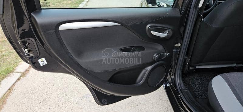 Fiat EVO 1.4 b Fiat EVO 1.4 b