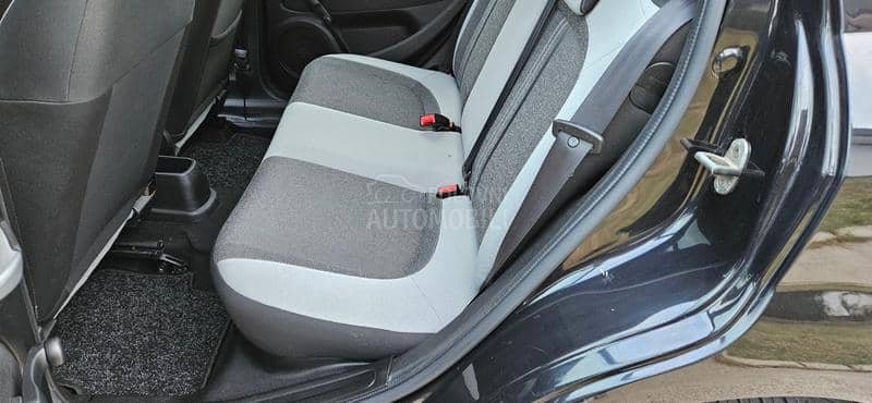 Fiat EVO 1.4 b Fiat EVO 1.4 b