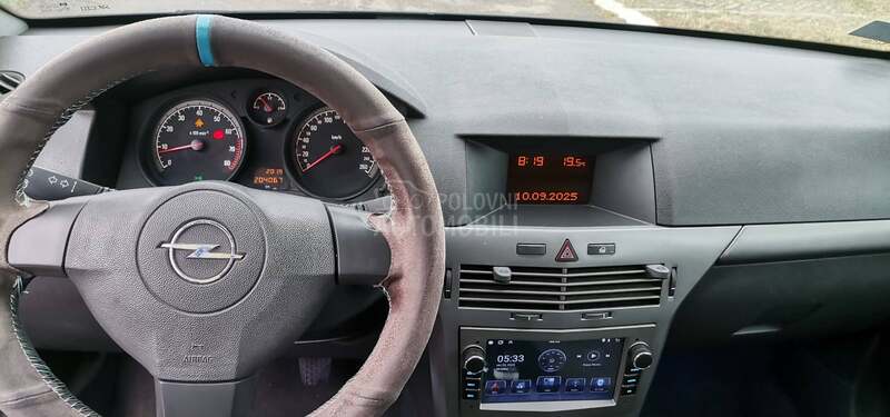 Opel Astra H 