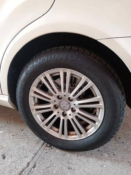 Mercedes Benz E 200 1.8 CGI