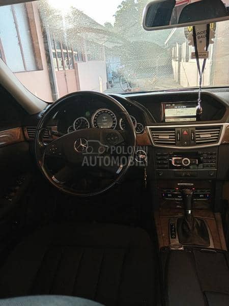 Mercedes Benz E 200 1.8 CGI