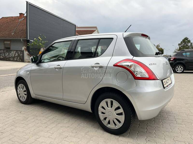 Suzuki Swift 1.3 4x4 Švajcarac
