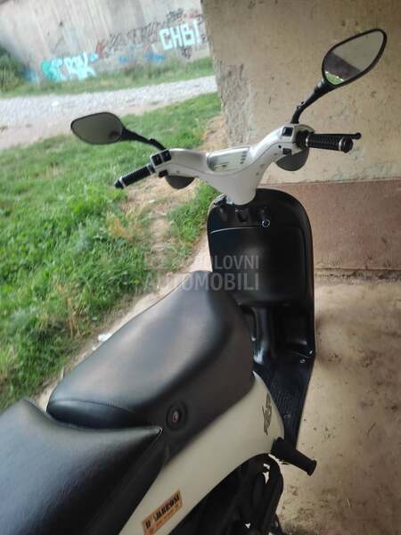 Piaggio free