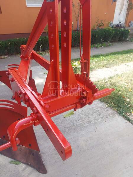IMT 757
