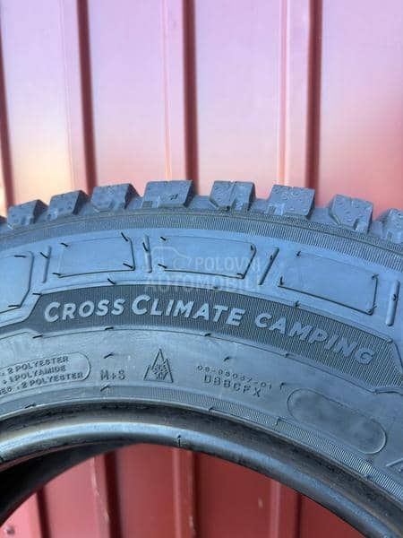 Michelin 215/70 R15 Zimska